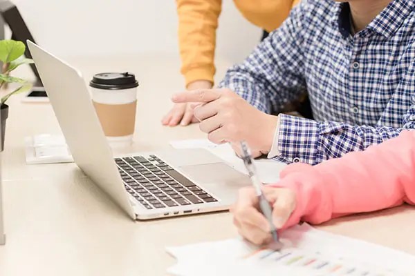 多米尼加那边的人到重庆旅游费用