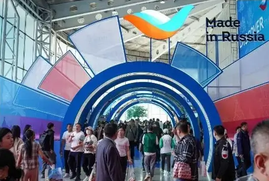 刚果(布)那边的人到重庆旅游要多少钱